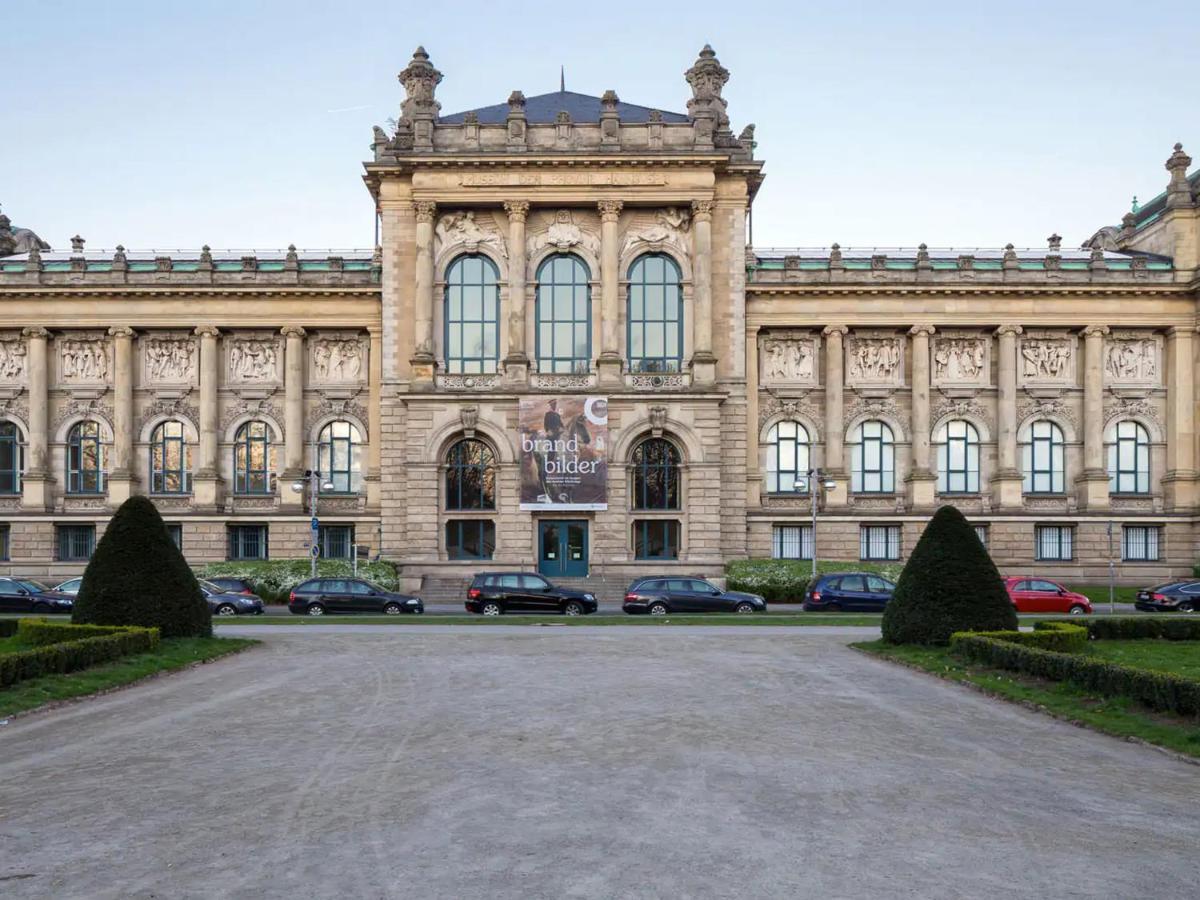 Modernes Apartment In Top Lage Komfortabel Eingerichtet Mit Arbeitsplatz Und Kueche - Geibelsuite ハノーファー エクステリア 写真