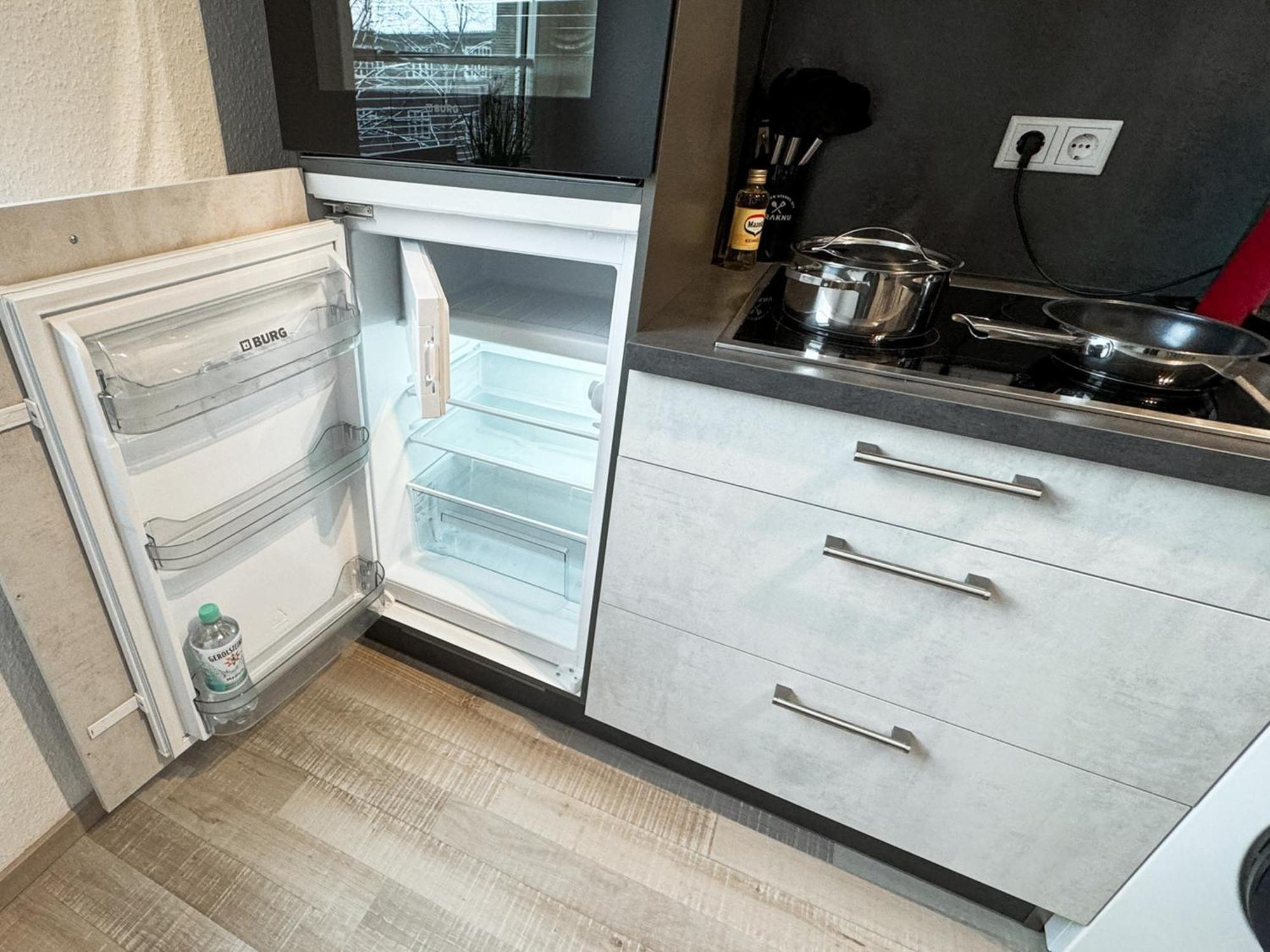 Modernes Apartment In Top Lage Komfortabel Eingerichtet Mit Arbeitsplatz Und Kueche - Geibelsuite ハノーファー エクステリア 写真