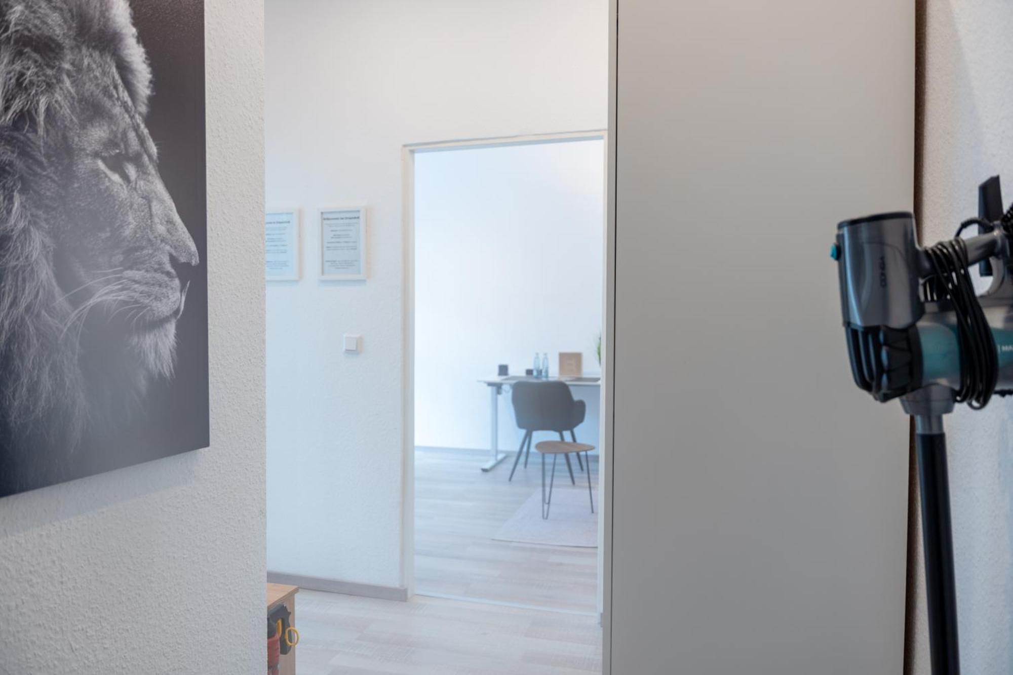 Modernes Apartment In Top Lage Komfortabel Eingerichtet Mit Arbeitsplatz Und Kueche - Geibelsuite ハノーファー エクステリア 写真